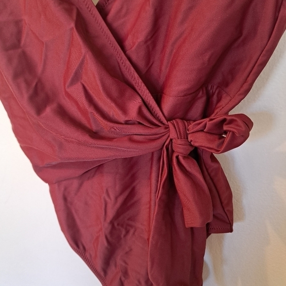 WOMEN'S Cupshe Maroon One Piece Swimsuit Small - Picture 4 of 6